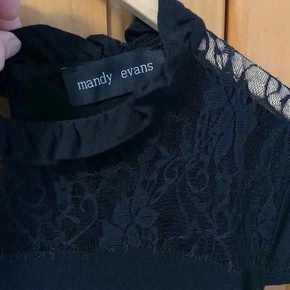 Black  M - Picture 8 of 9